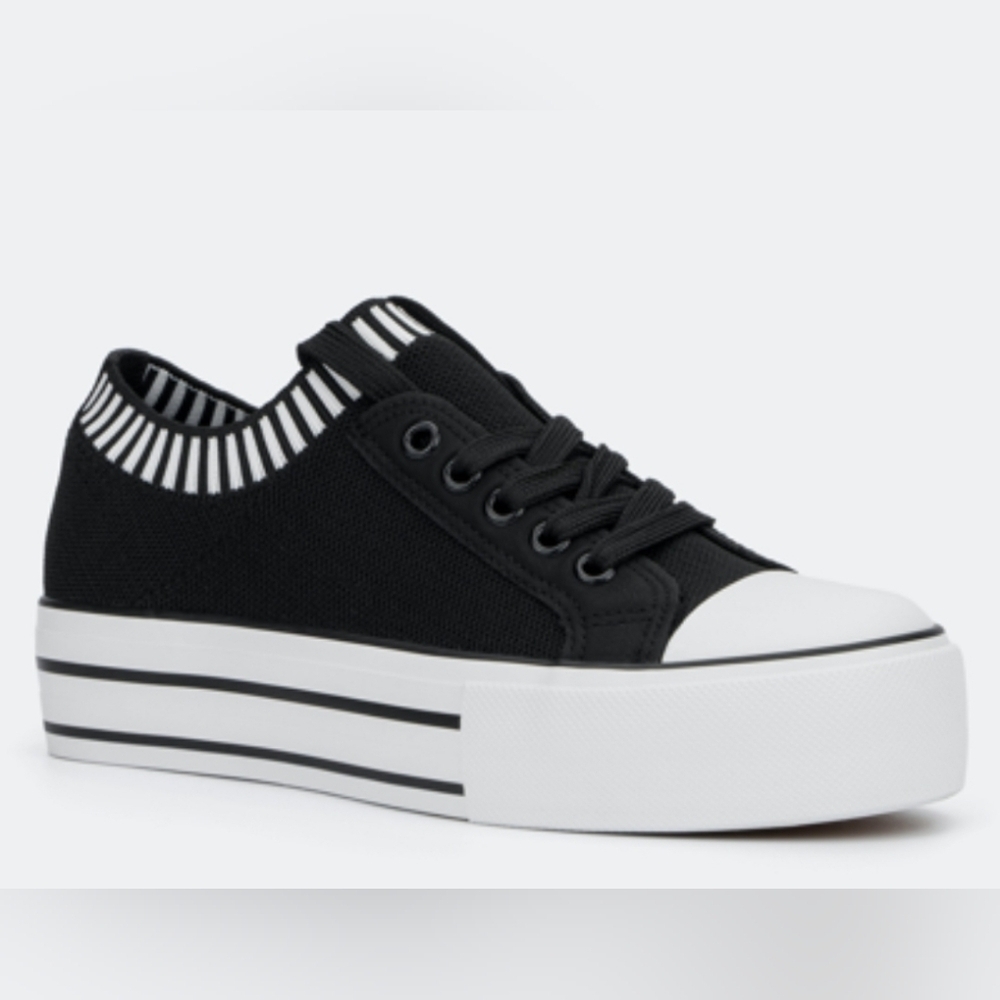 OLIVIA MILLER KNIT LIFESTYLE CASUAL AND FASHION SNEAKERS size 9